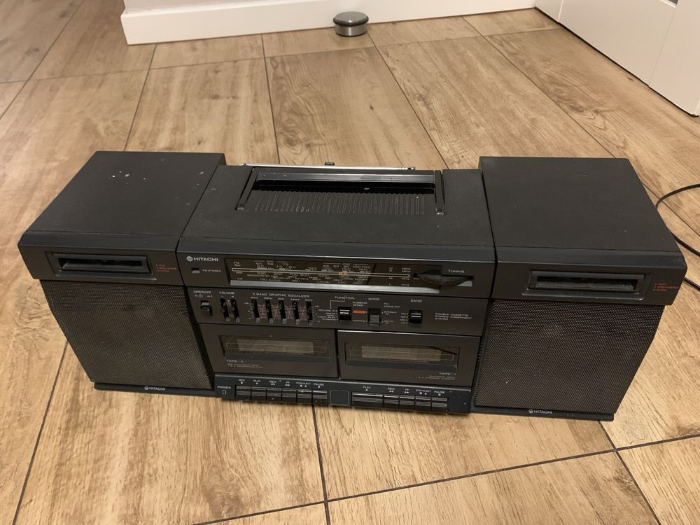 Radimagnetofon Hitachi TRK-W530E retro