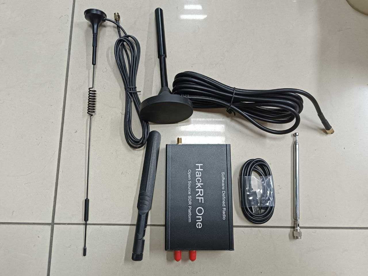 HackRF One SDR-трансівер
