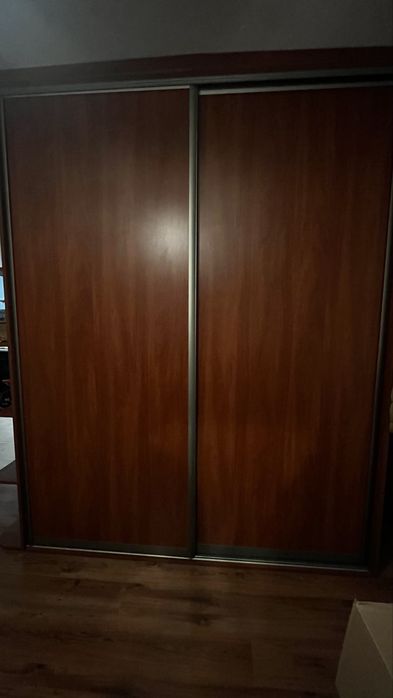 Szafa przesuwna pawlacz regal