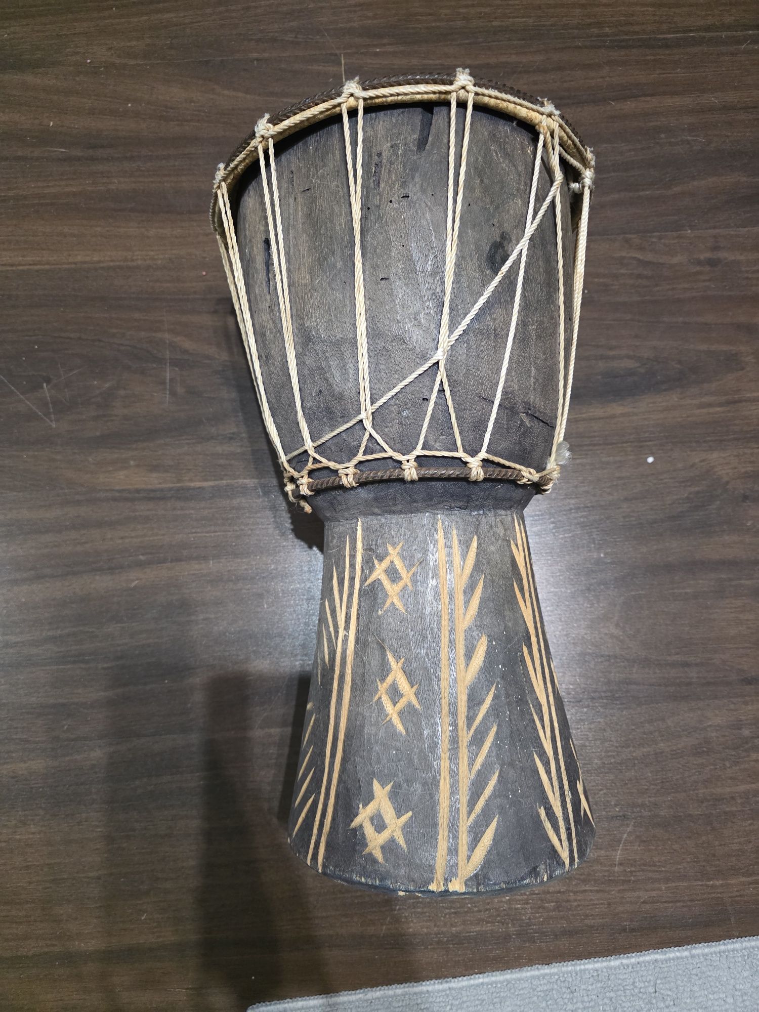 Bęben afrykański djembe