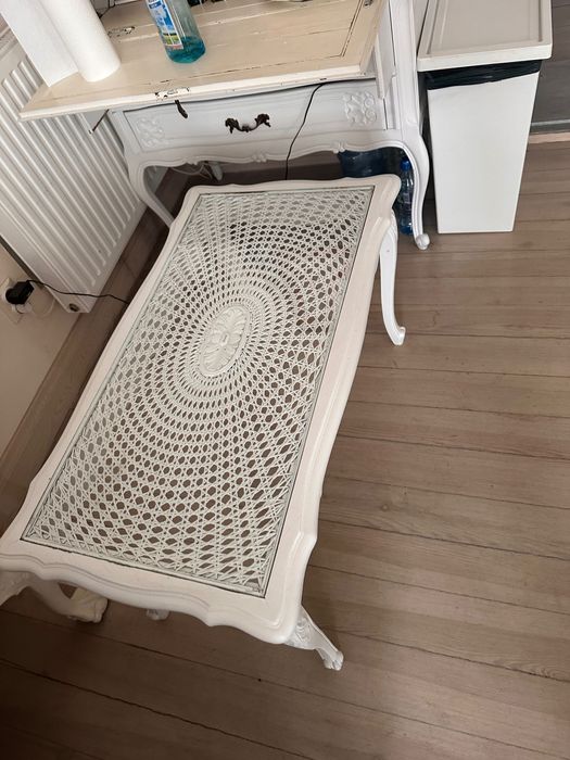 Ława biała kawowa prostokątna szklany blat szer. 89 cm