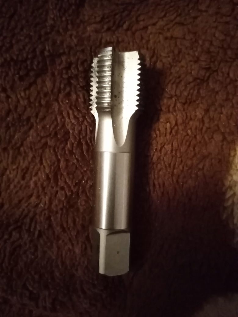 Gwintownik M24x2 6H