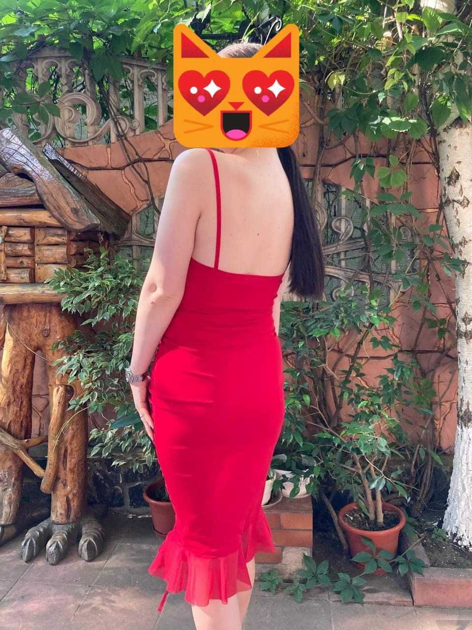 Сукня вечірня червона