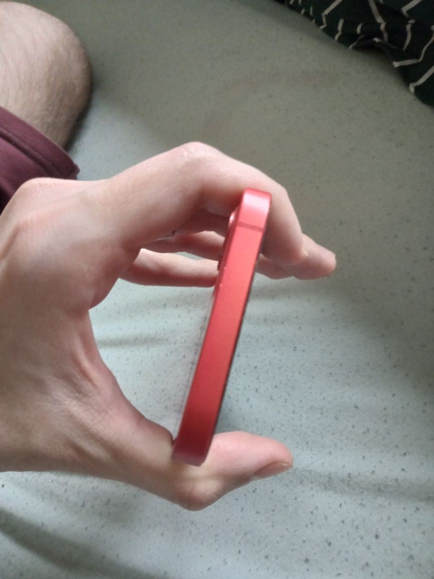 iPhone 12 Red 4/64 на запчастини