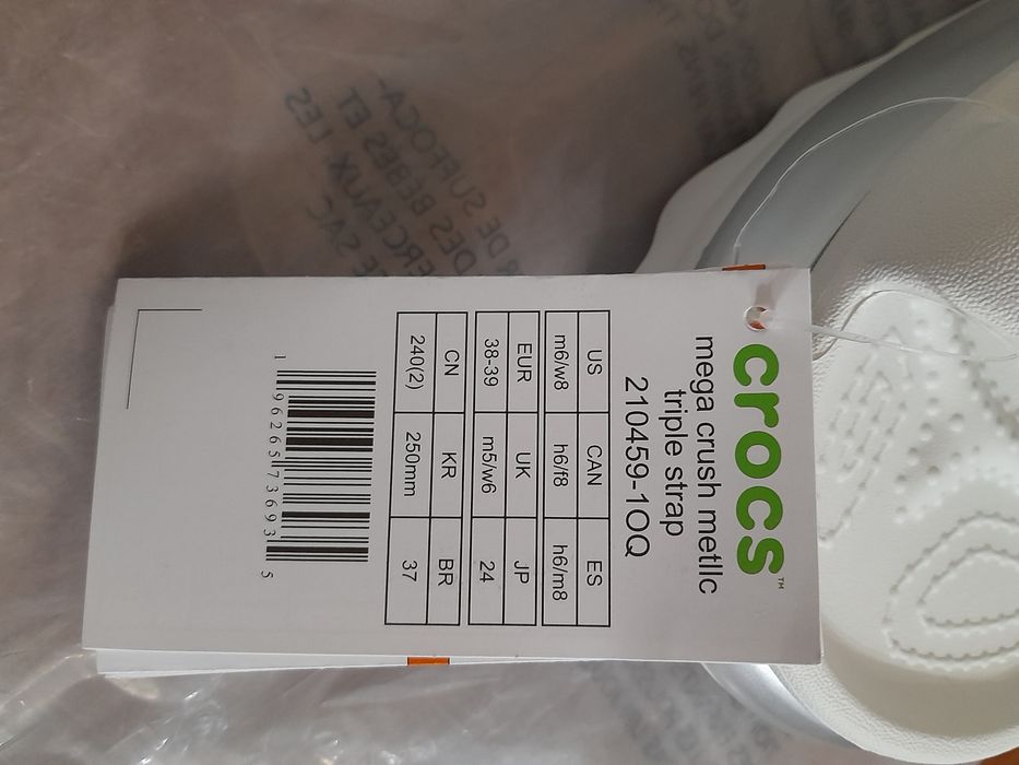 Crocs mega crush metals, сандалі, 38-39 розмір 25.5см нові оригінальни