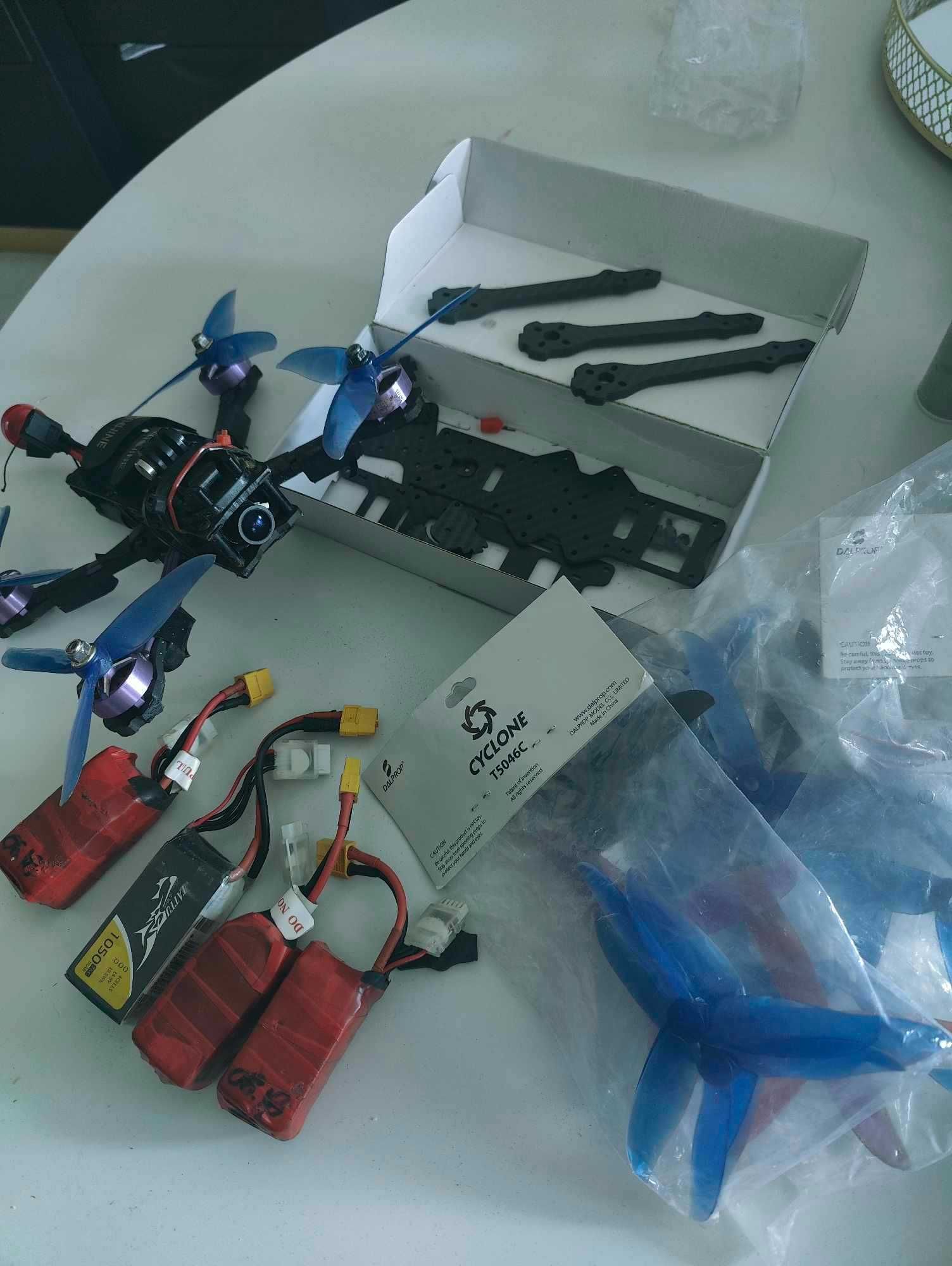Wizard 220 HV xm+ baterie+zapas rama - dron fpv jak iflight nazgul 5