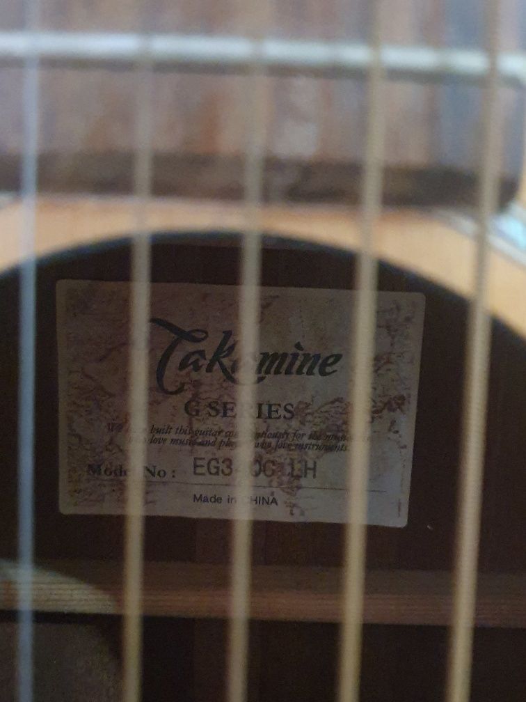 Guitarra electro-acústuca Takamine