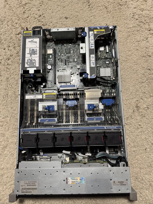 Сервер HP ProLiant DL380p G8 / Xeon E5-2670 / 32GB / SAS / RAID / 2xБП