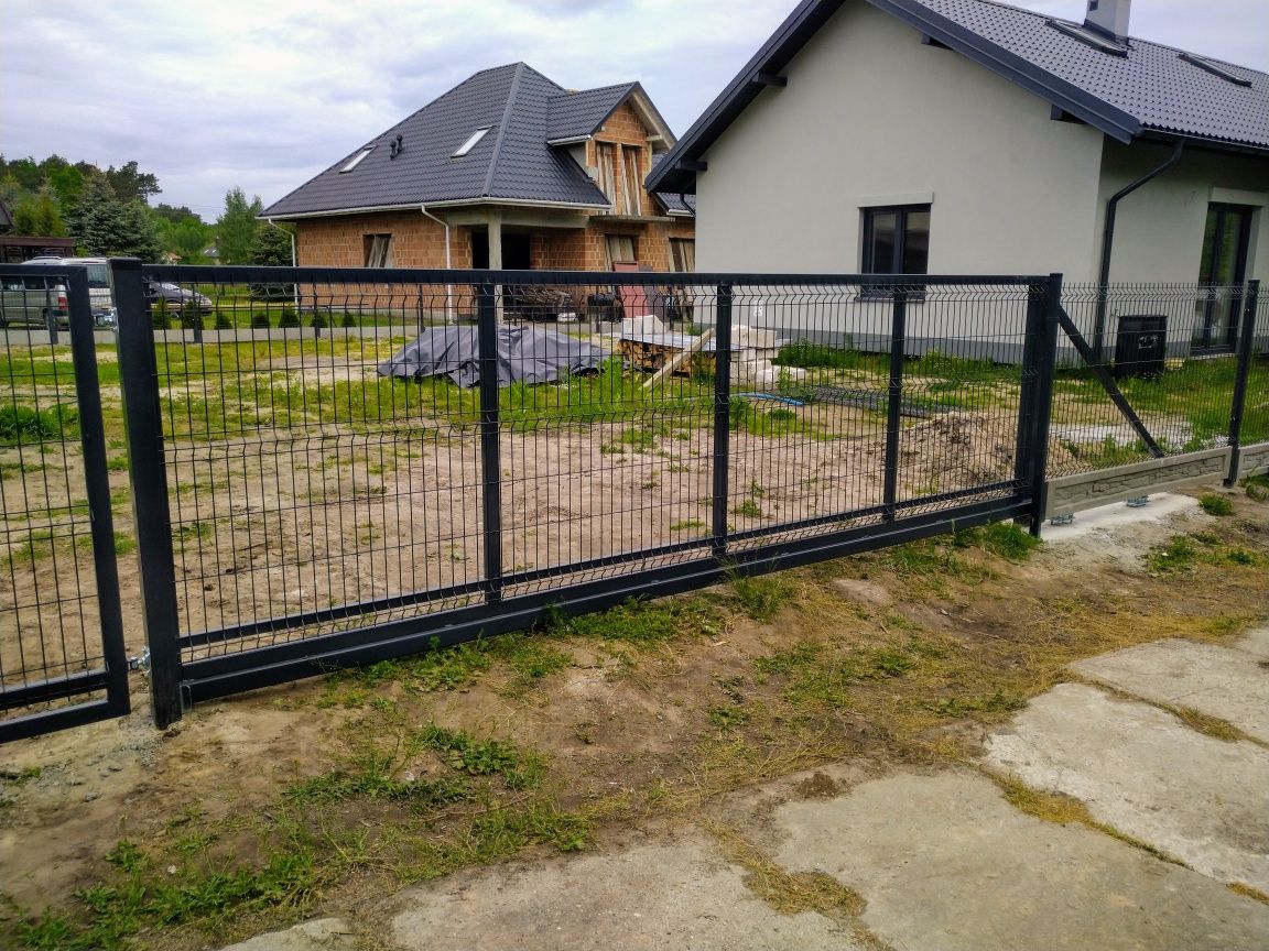 Brama dwuskrzydłowa panelowa 4m