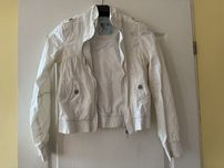 Bershka Bsk M biała kurtka bawełniana wiatrówka windbreaker jacket