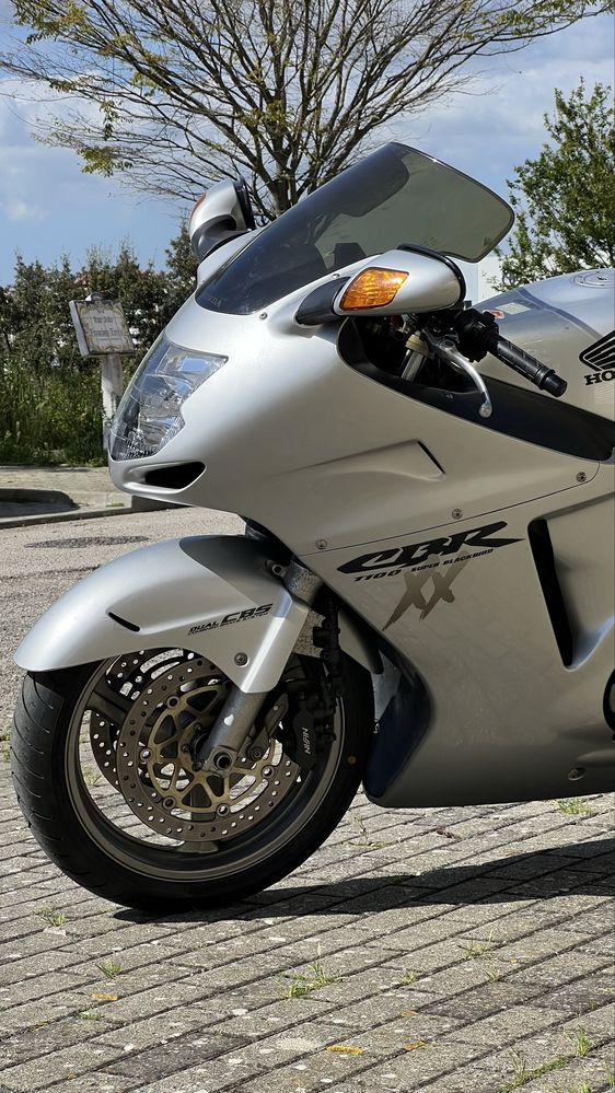 Honda cbr 1100 xx