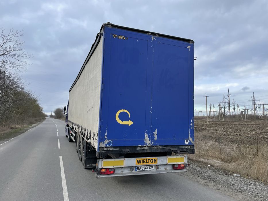 Задні ворота