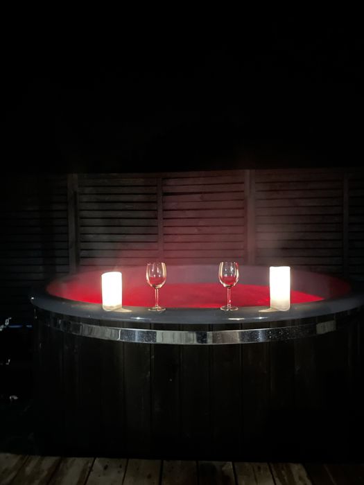 Domek z balią z jacuzzi, sauna ,las, jezioro,wolne 21-23.12 i Święta