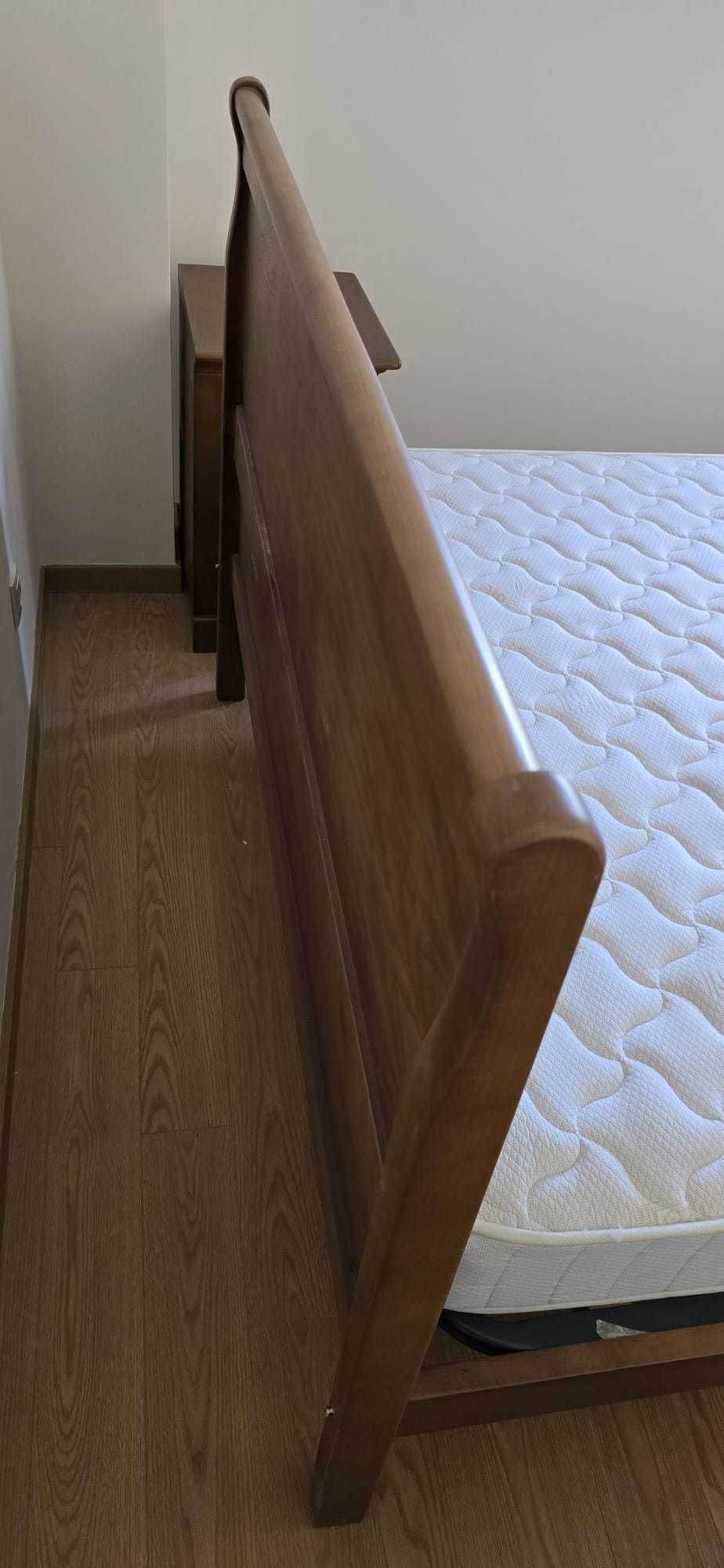 Mobília de quarto como nova