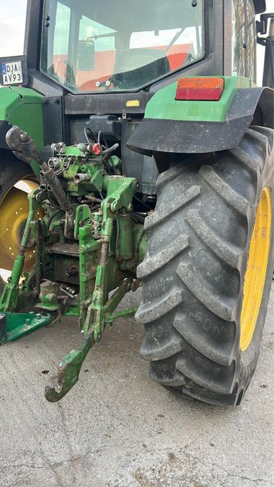 John Deere 6600