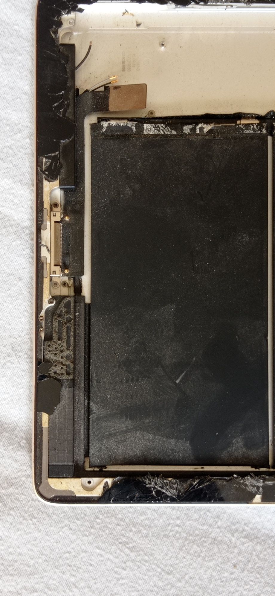 Tablet ipad para aproveitar peças