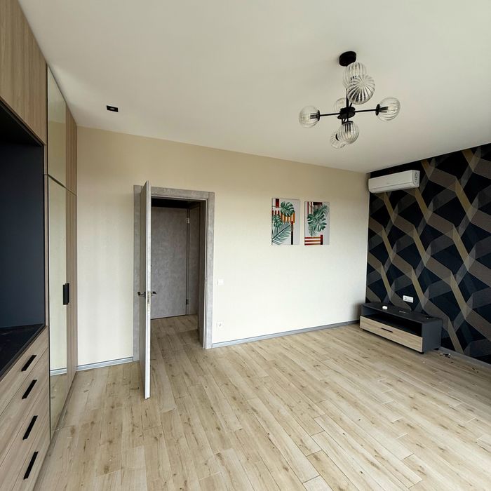 ДОМ Новоалександровка 188 м2  с басейном