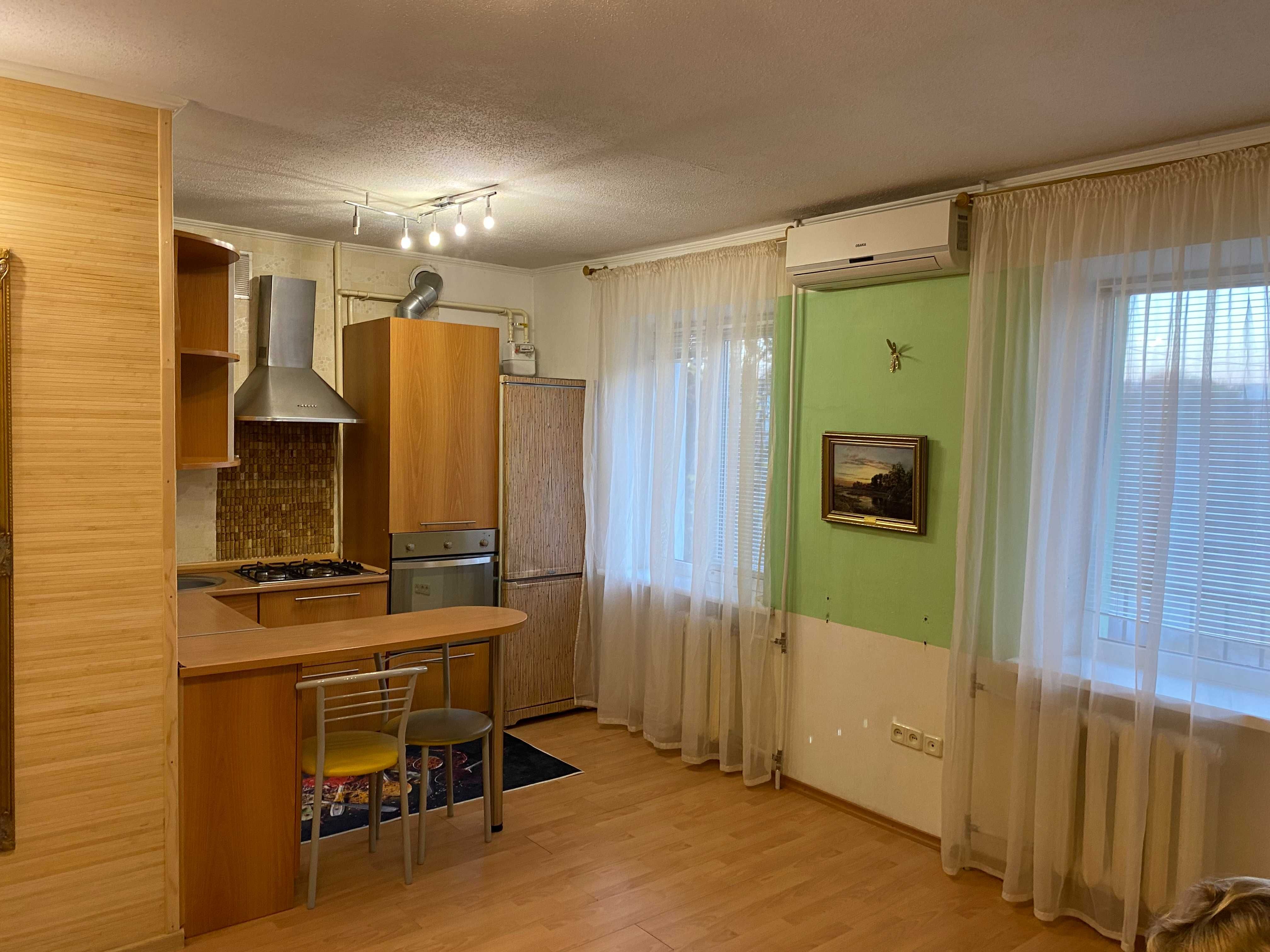 Квартира посуточно 2к Апполо Титова 16 бол, Кирова, Метеор, Янгеля