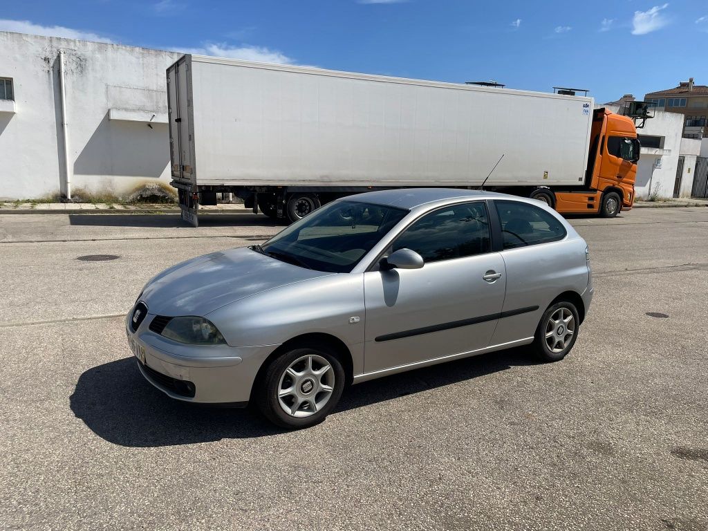 Seat ibiza 2003.