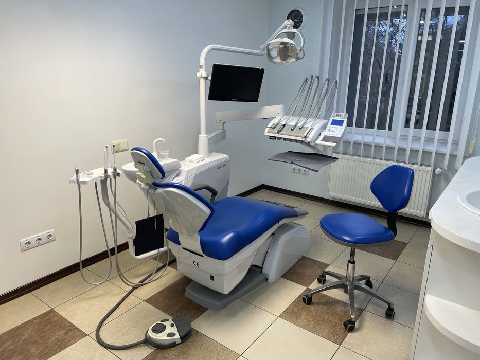 Стоматологічна установка Azimut 500B