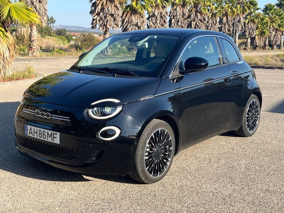 Fiat 500e 3 + 1 La Prima by Bocelli