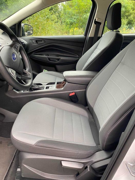 Продається Ford Escape