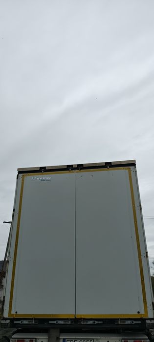 Plandeka drzwi komplet naczepa Krone