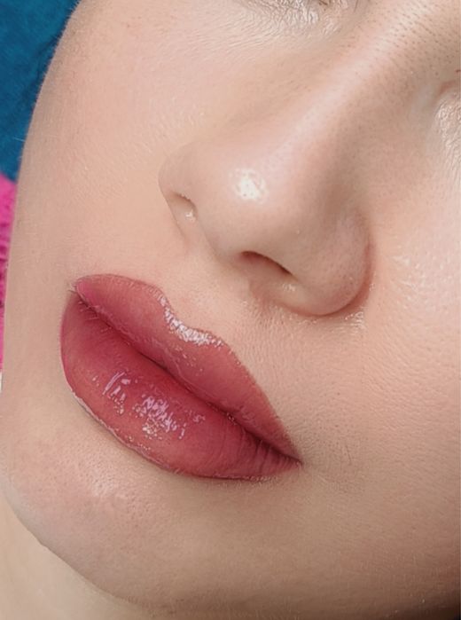 Makijaż permanentny brwi, usta, kreski, permanentny