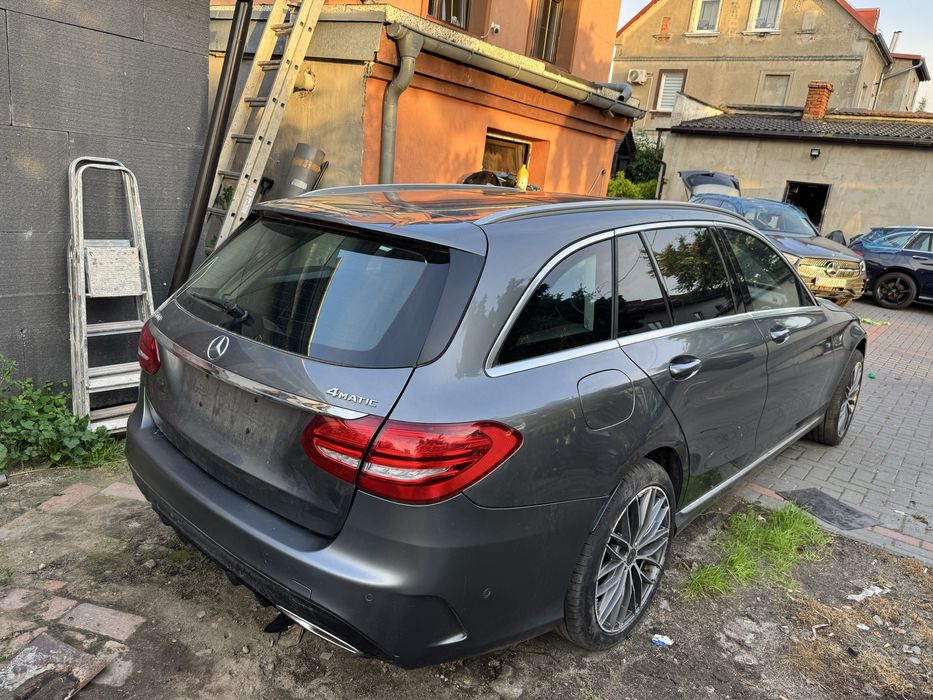 C200 4 matic panorama AMG 77 tys km Okazja 2018r