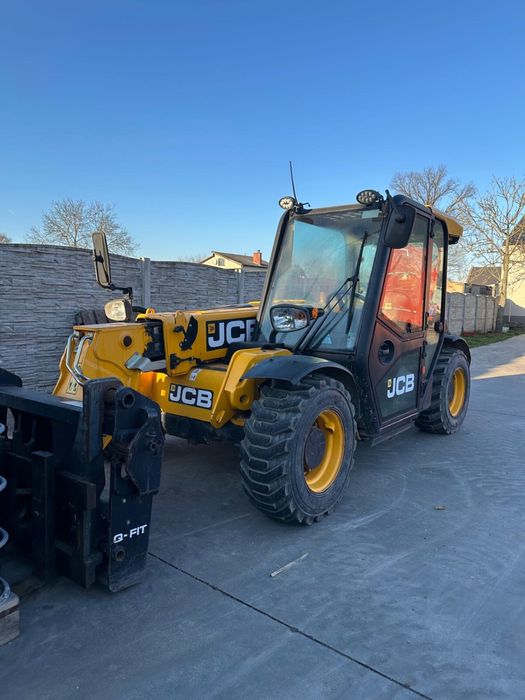 JCB ładowarka 2018r stan bardzo dobry