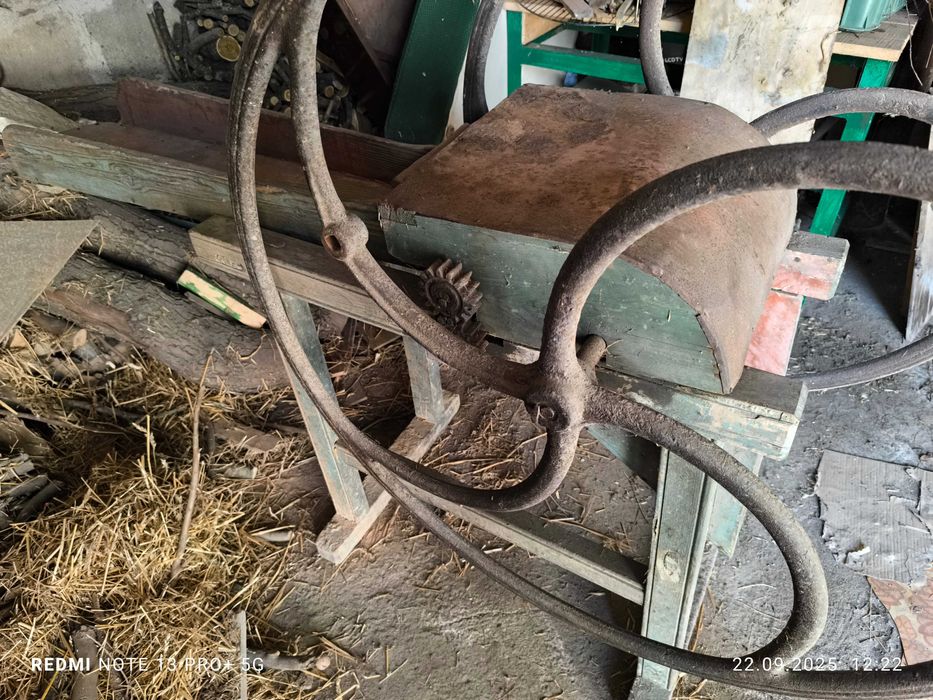 Sieczkarnia do cięcia słomy