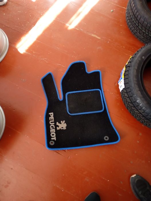 Пежо 3008 оригінал коврики