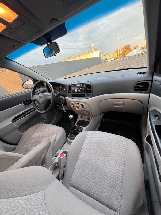 Hyundai Accent 1.4 на механіці 2007