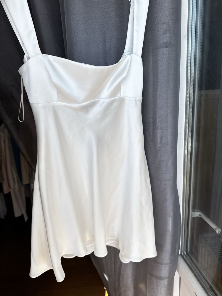 Сукні від ZARA , мій прольот  є МіЛ