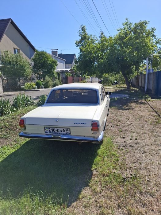 Автомобиль Газ 2410