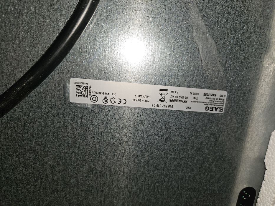 Płyta AEG 60 gad C8 AU uszkodzona