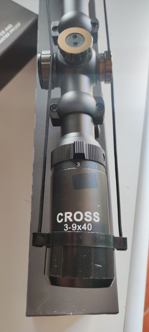 Mira marca "CROSS"