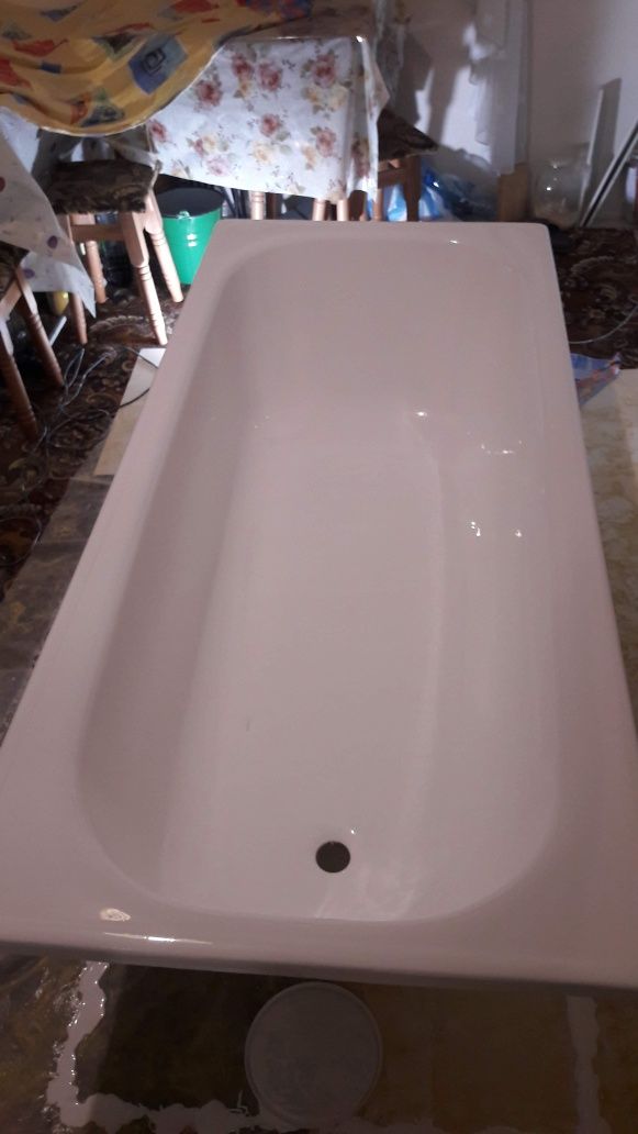 Профессиональная реставрация   ванн: чугунных, стальных и акриловых.