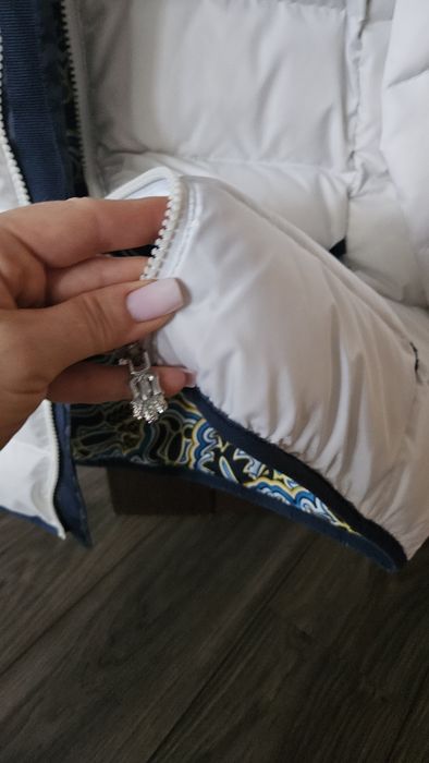 Куртка жіноча спортивна