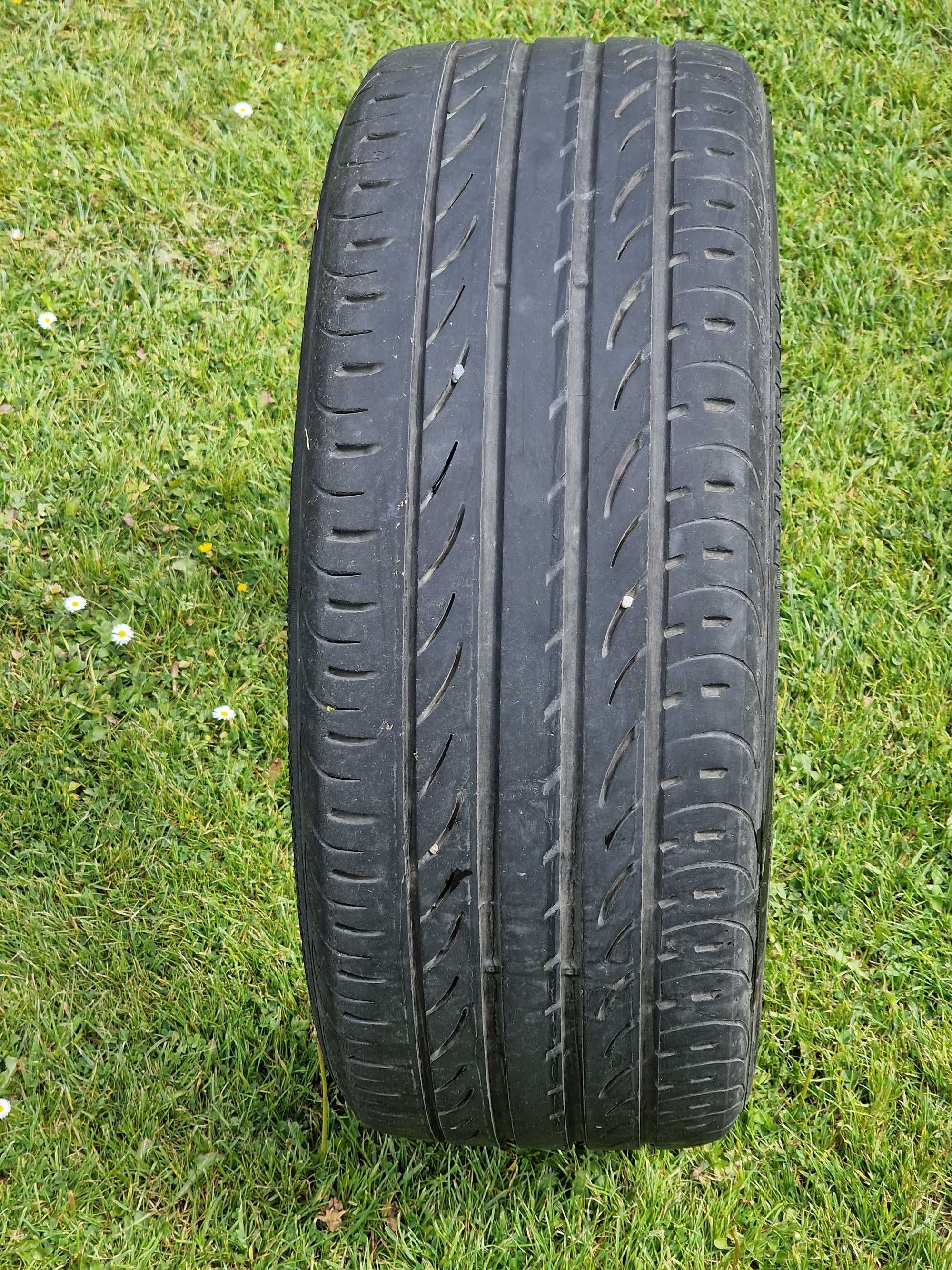 Opony Pirelli P Zero 235/40 r19