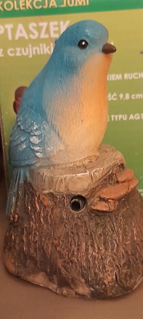 2 ptaszki,figurki z czujnikiem ruchu ćwirkajace
