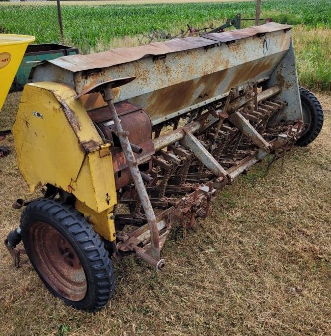 Siewnik Poznaniak 85r,na docisku 2,7 m