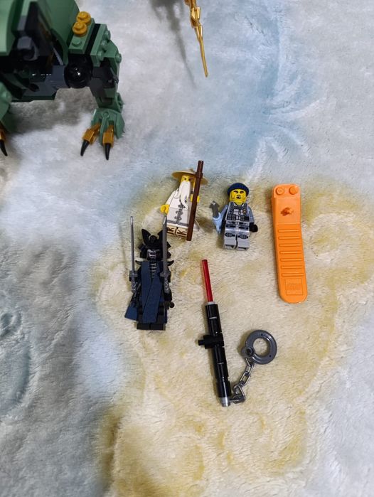 70612 LEGO ninjago mechaniczny smok lloyd