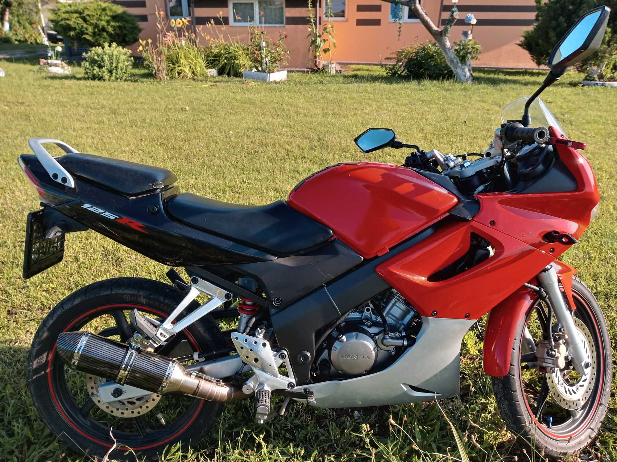 Honda cbr125r 2007rok