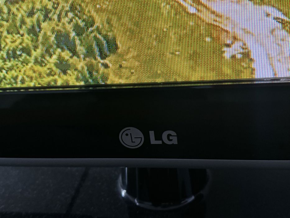 LG TV 42” em ótimo estado