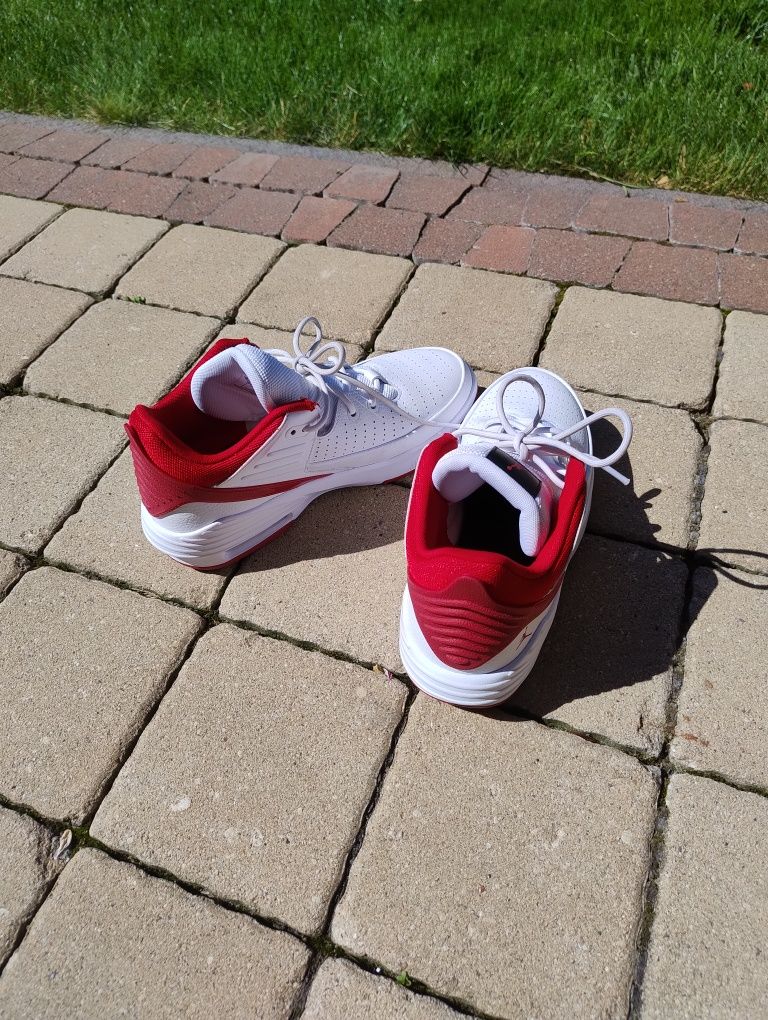 Buty Nike Jordan max aura 5