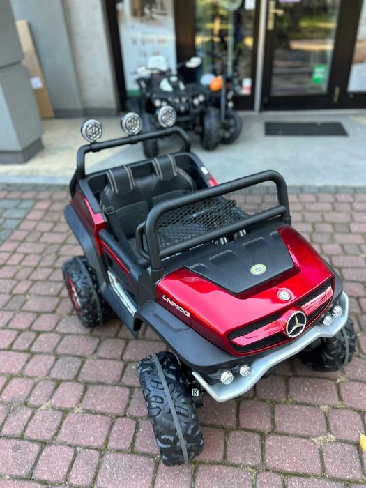 Mercedes Benz unimog 4x4 pilot bagaznik