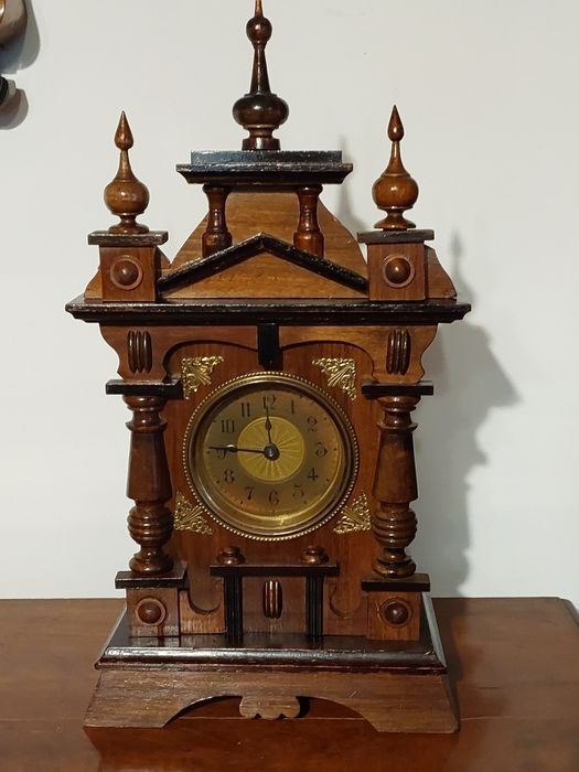 Lm zegar kapliczkowy z pozytywką