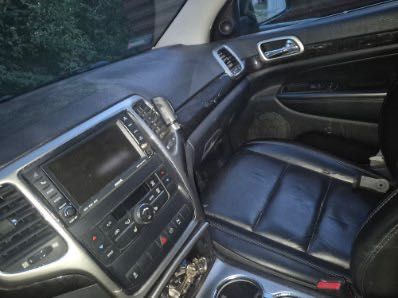 Sprzedam Jeep Grand Cherokee Laredo