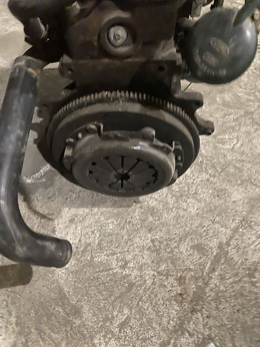 Продам двигатель 1.1 бензин ford fiesta 77BM6015CC mk3